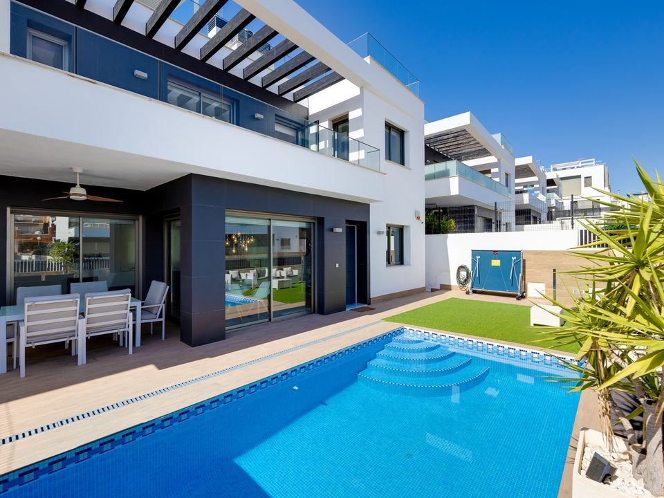Villa i Orihuela Costa, Alicante - foto 1